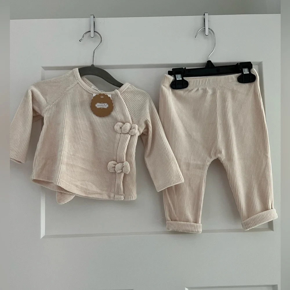 NWT Mud Pie Velour 3 Piece Outfit